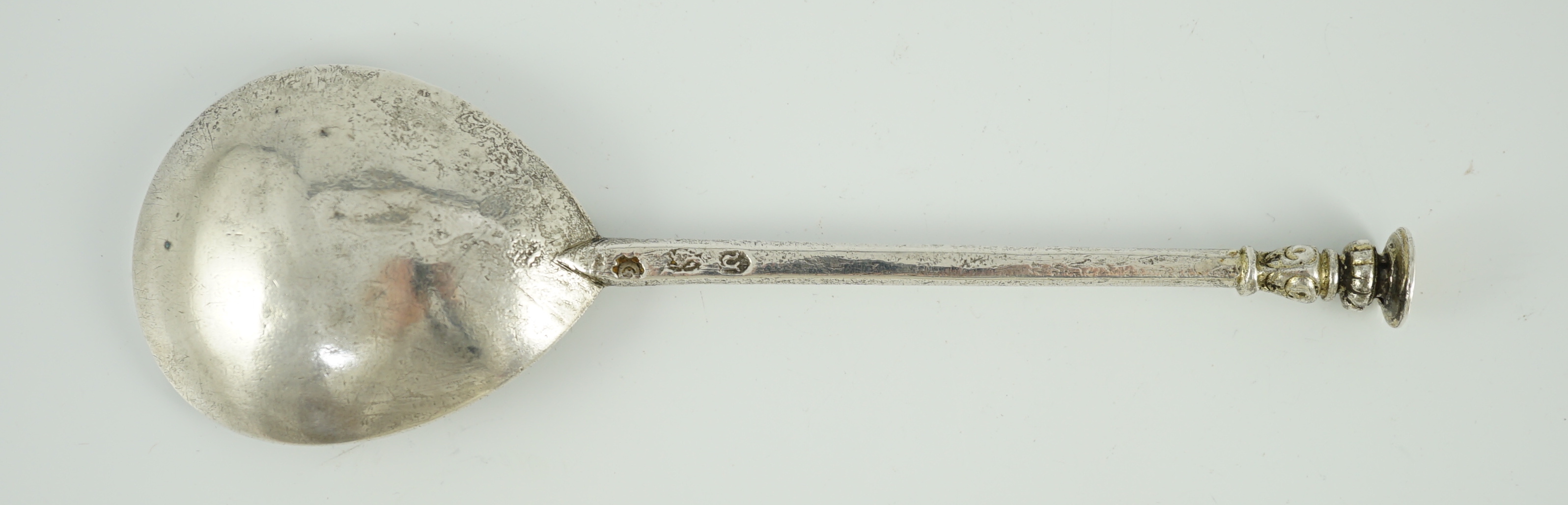 A James I silver seal top spoon, by William Cawdell